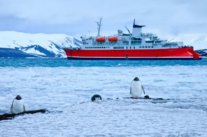Framed Print : Whalers Bay of Deception Island