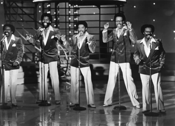 Framed Print : The Whispers Performing Framed Print : The Whispers Performing