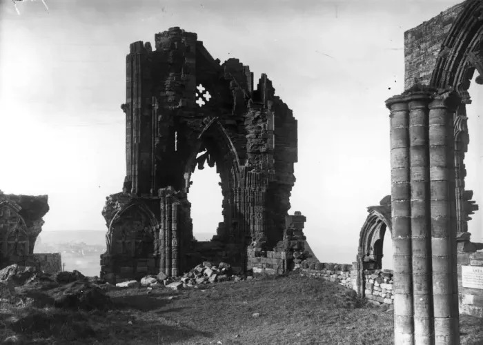 Framed Print : Whitby Abbey Framed Print : Whitby Abbey