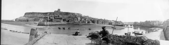 Framed Print : Whitby Bay Framed Print : Whitby Bay