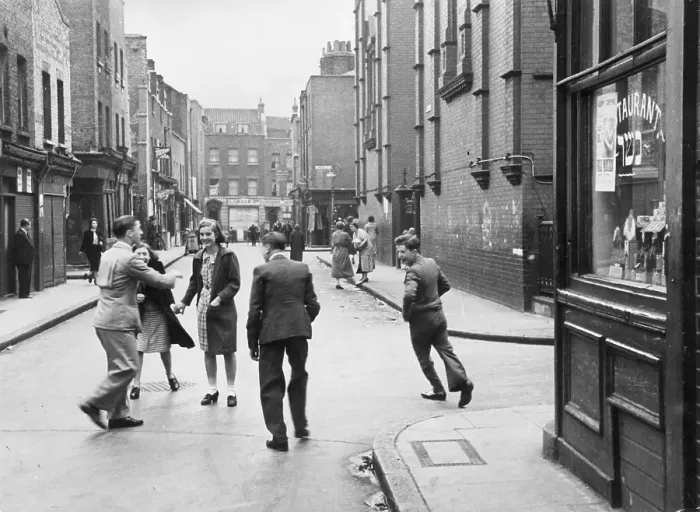 Framed Print : Whitechapel Streets Framed Print : Whitechapel Streets