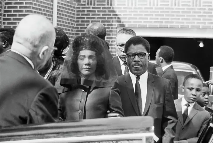 Framed Print : Widow Of Dr. Martin Luther King In Veil Framed Print : Widow Of Dr. Martin Luther King In Veil