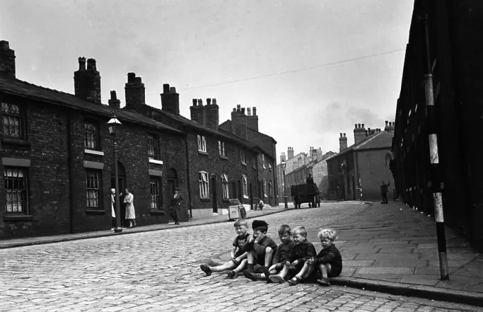 Framed Print : Wigan Children Framed Print : Wigan Children