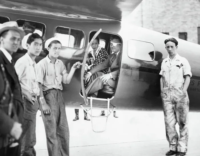 Framed Print : Wiley Post And His Wife Edna Mae Leave New York Framed Print : Wiley Post And His Wife Edna Mae Leave New York