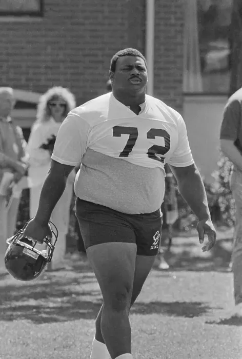 Framed Print : Willam Perry Arriving for Practice