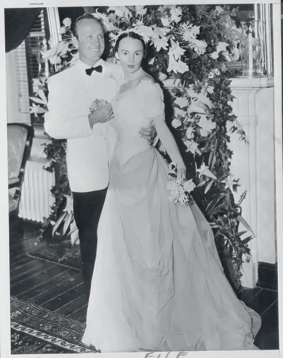 Framed Print : William and Austine Hearst Posing After Being Married Framed Print : William and Austine Hearst Posing After Being Married