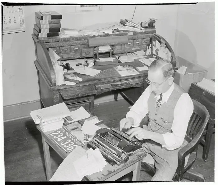 Framed Print : William Sexton Typing out Editorial at Typewriter Framed Print : William Sexton Typing out Editorial at Typewriter