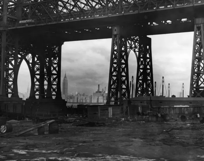 Framed Print : Williamsburg Bridge Framed Print : Williamsburg Bridge