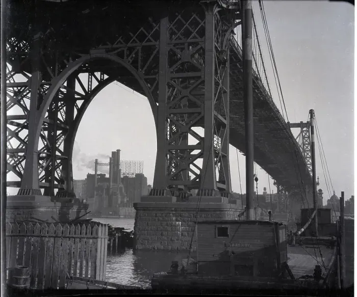 Framed Print : Williamsburg Bridge Spanning East River Framed Print : Williamsburg Bridge Spanning East River