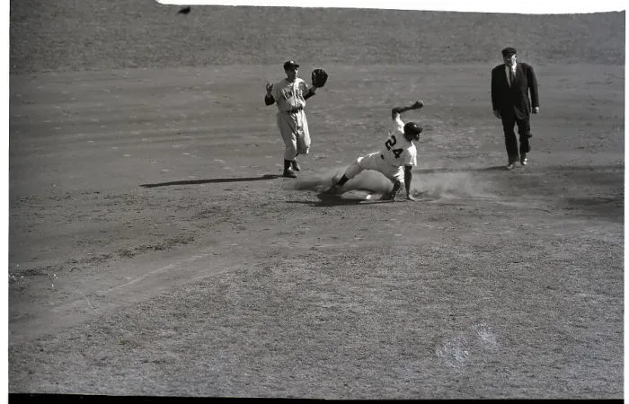 Framed Print : Willie Mays At 3Rd Game Of World Series Framed Print : Willie Mays At 3Rd Game Of World Series