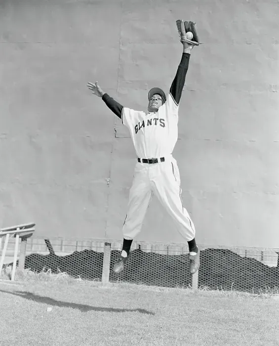 Framed Print : Willie Mays Jumping for a Baseball Catch Framed Print : Willie Mays Jumping for a Baseball Catch