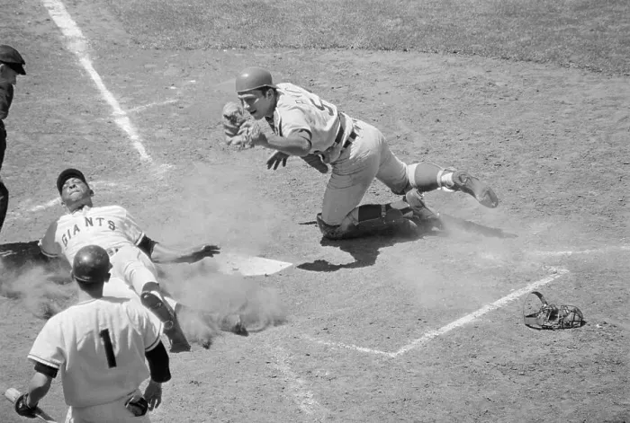 Framed Print : Willie Mays Sliding in The Dirt Near Catcher Framed Print : Willie Mays Sliding in The Dirt Near Catcher