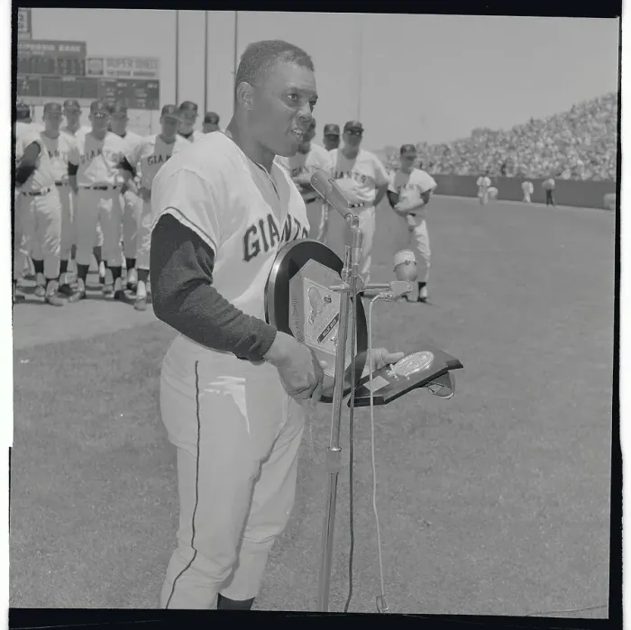 Framed Print : Willie Mays Standing at Microphone with Award Framed Print : Willie Mays Standing at Microphone with Award