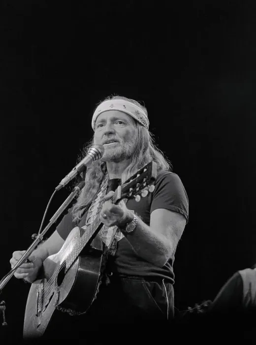Framed Print : Willie Nelson Performing