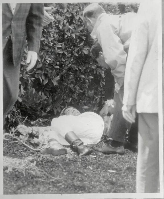 Framed Print : Willie Shoemaker Laying on Ground After Being Thrown Framed Print : Willie Shoemaker Laying on Ground After Being Thrown