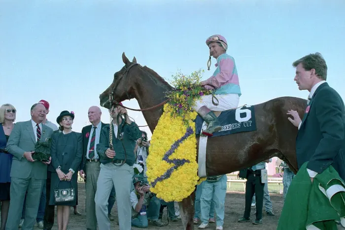 Framed Print : Willie Shoemaker Riding Ferdinand in Winner's Circle Framed Print : Willie Shoemaker Riding Ferdinand in Winner's Circle