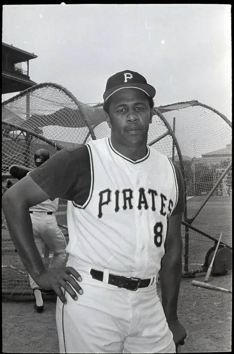 Framed Print : Willie Stargell Poses Waistup In Uniform Framed Print : Willie Stargell Poses Waistup In Uniform