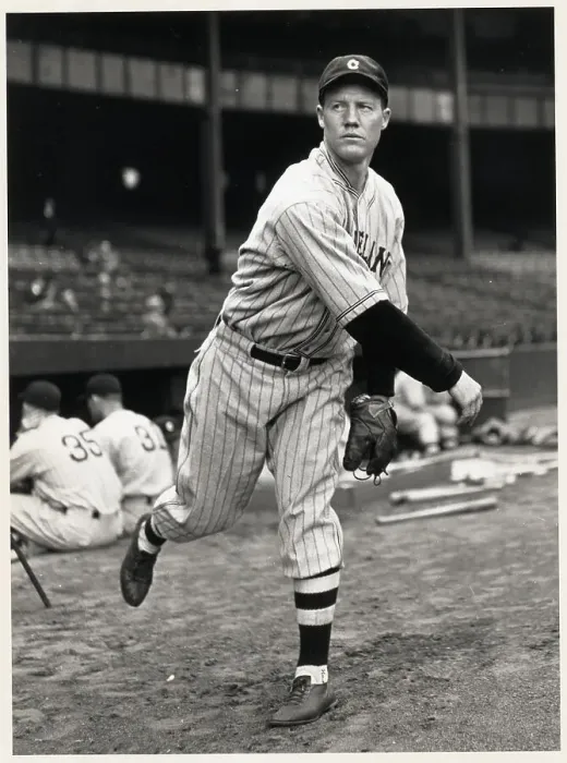 Framed Print : Willis Pitching