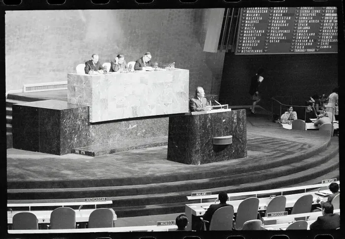 Framed Print : Willy Brandt Addressing United Nations