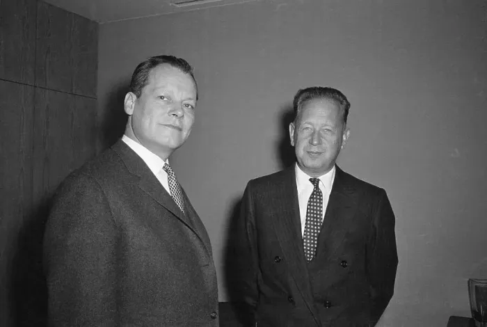 Framed Print : Willy Brandt with Dag Hammarskjold Framed Print : Willy Brandt with Dag Hammarskjold