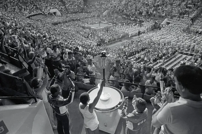Framed Print : Wilma Rudolph Lighting Olympic Torch Framed Print : Wilma Rudolph Lighting Olympic Torch