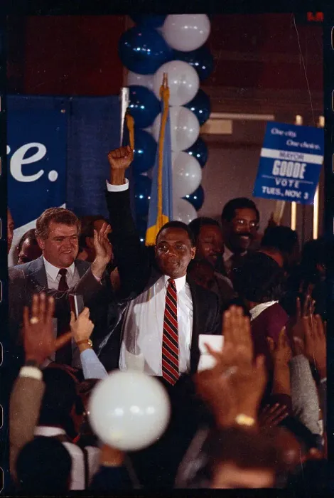 Framed Print : Wilson Goode with Hand Raised in Victory Framed Print : Wilson Goode with Hand Raised in Victory
