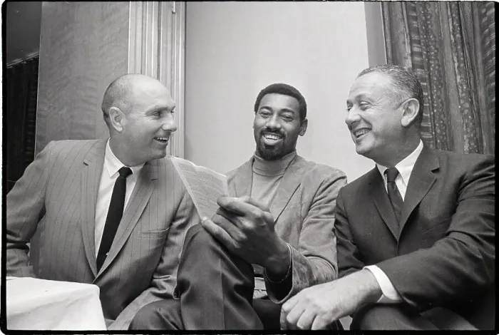 Framed Print : Wilt Chamberlain, Alex Hannum and Irv Kasloff Framed Print : Wilt Chamberlain, Alex Hannum and Irv Kasloff