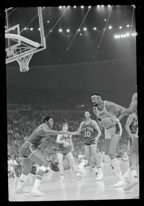 Framed Print : Wilt Chamberlain with Basketball Framed Print : Wilt Chamberlain with Basketball