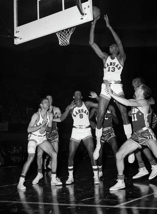 Framed Print : Wilt Chamberlain Jumping to Shoot Basket Framed Print : Wilt Chamberlain Jumping to Shoot Basket