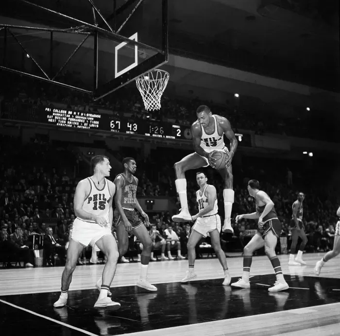 Framed Print : Wilt Chamberlain Leaping Framed Print : Wilt Chamberlain Leaping