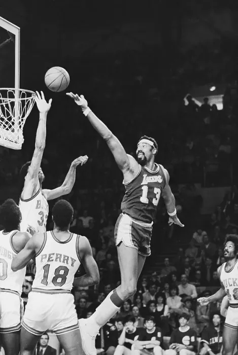 Framed Print : Wilt Chamberlain Making Basket Framed Print : Wilt Chamberlain Making Basket