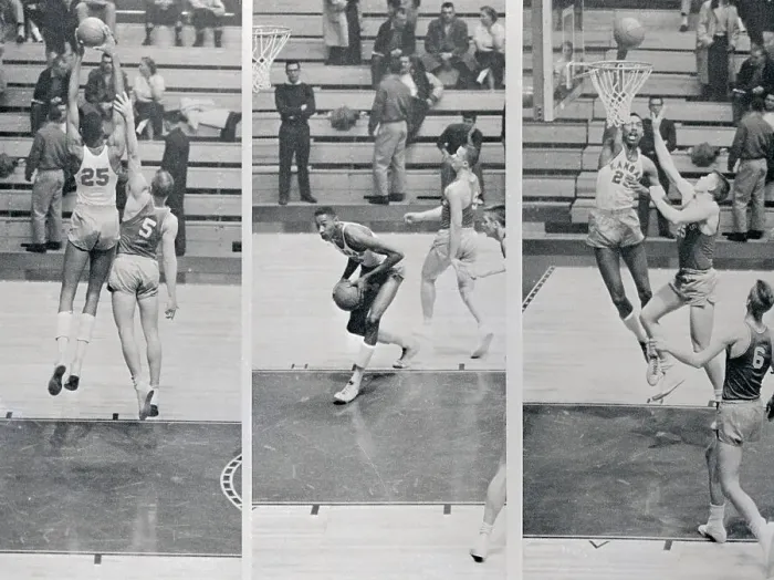 Framed Print : Wilt Chamberlain In Play Framed Print : Wilt Chamberlain In Play