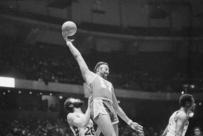 Framed Print : Wilt Chamberlain Reaching for Basketball Framed Print : Wilt Chamberlain Reaching for Basketball