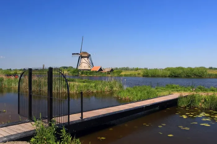 Framed Print : The windmills of Kinderdijk Framed Print : The windmills of Kinderdijk