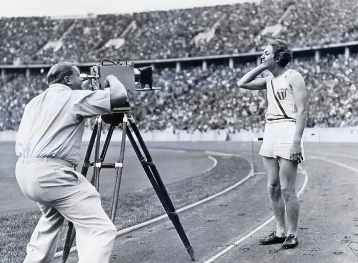 Framed Print : Winner Of 100 Meter Finals In Berlin Framed Print : Winner Of 100 Meter Finals In Berlin