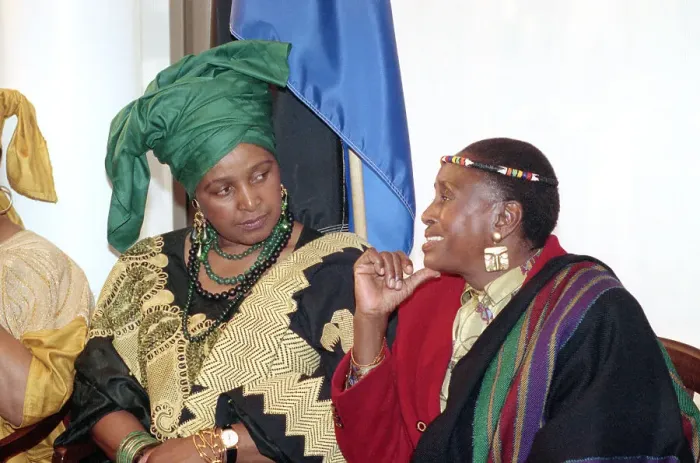 Framed Print : Winnie Mandela Talking to Miriam Makeba Framed Print : Winnie Mandela Talking to Miriam Makeba