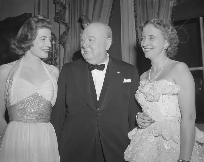 Framed Print : Winston Churchill with Daughter and Margaret Truman