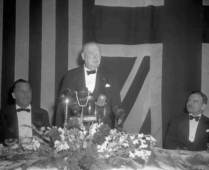 Framed Print : Winston Churchill Giving Speech Framed Print : Winston Churchill Giving Speech