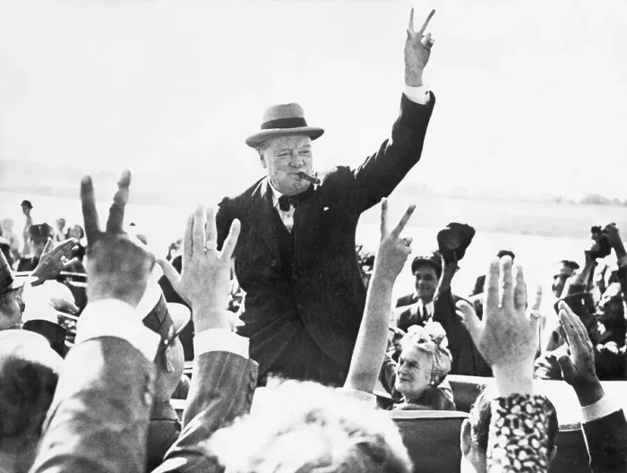 Framed Print : Winston Churchill Making Victory Sign Framed Print : Winston Churchill Making Victory Sign