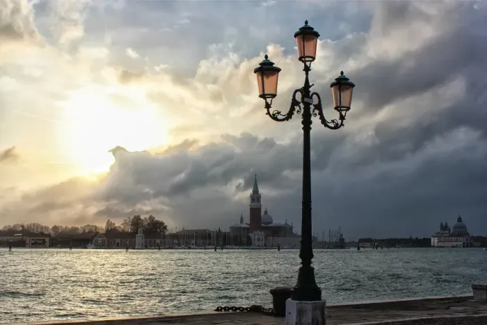 Framed Print : Winter afternoon in Venice