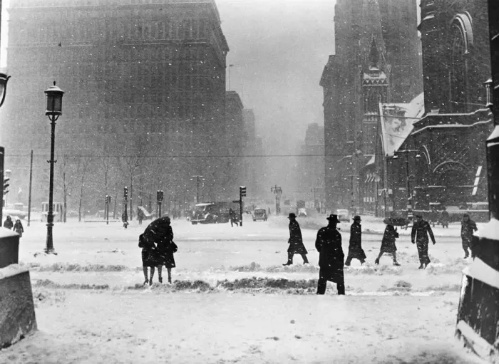 Framed Print : Winter street scene Framed Print : Winter street scene