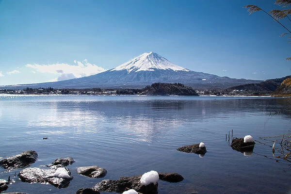 Winter sunny Fuji