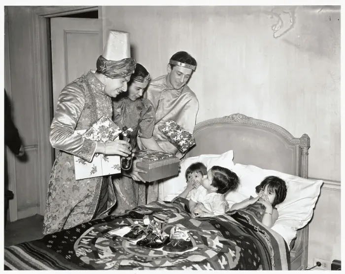 Framed Print : Three Wise Men Giving Children Gifts Framed Print : Three Wise Men Giving Children Gifts