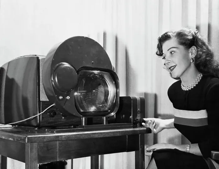 : Woman Adjusting Color Tv : Woman Adjusting Color Tv