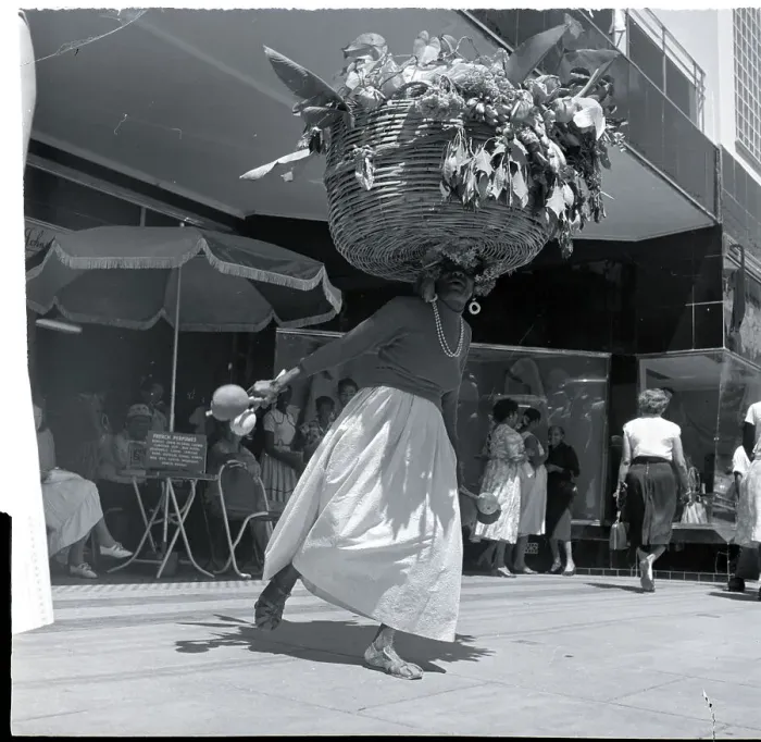 Framed Print : Woman Carrying Fruit, Flowers On Head / Hat Framed Print : Woman Carrying Fruit, Flowers On Head / Hat