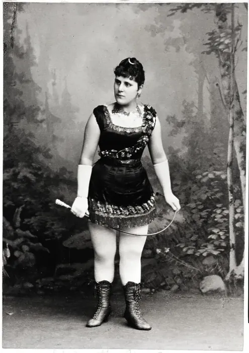 Framed Print : Woman Circus Lion Tamer With Wip Framed Print : Woman Circus Lion Tamer With Wip