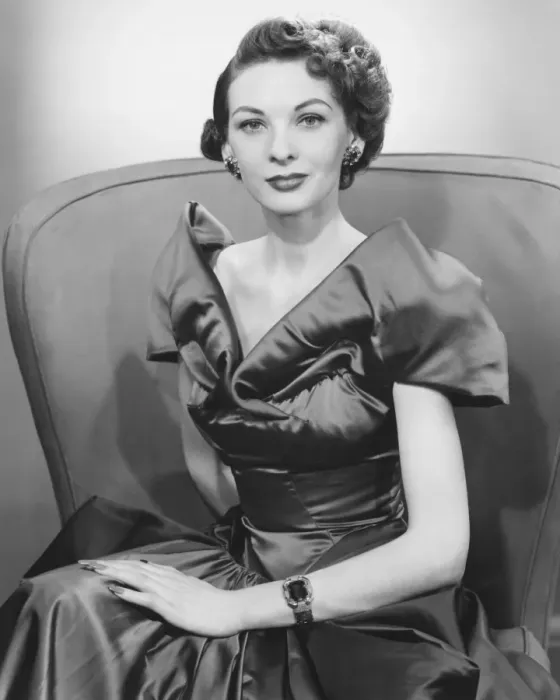 Framed Print : Woman in evening dress posing in studio (B&W), portrait Framed Print : Woman in evening dress posing in studio (B&W), portrait