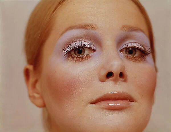 Woman with eyeshadow, portrait, close-up