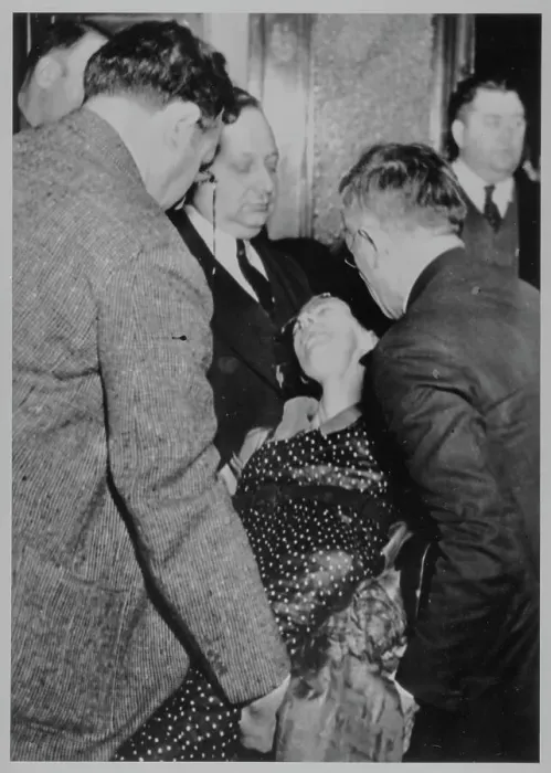 Framed Print : Woman Fainting at Hearing Framed Print : Woman Fainting at Hearing