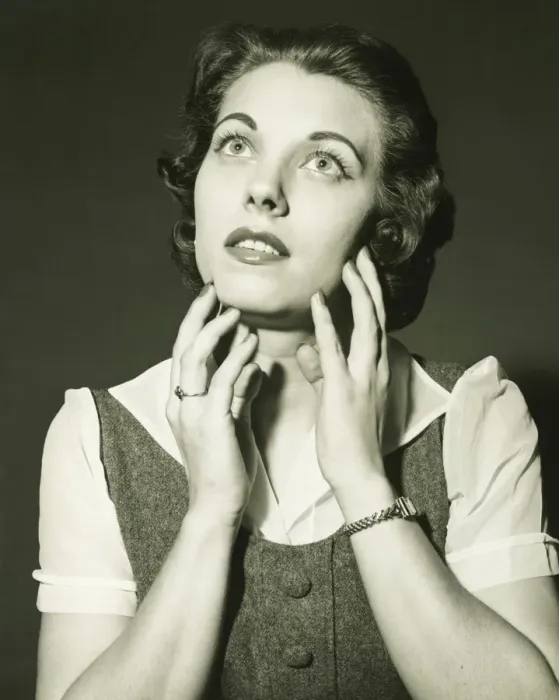 Framed Print : Woman looking up in studio, (B&W), portrait Framed Print : Woman looking up in studio, (B&W), portrait
